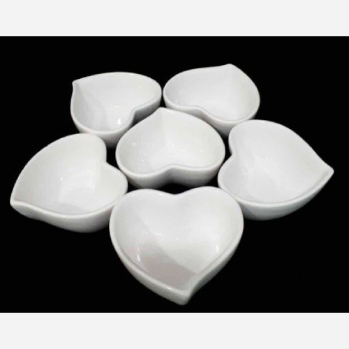 Heart-shaped-cup-play-code-z650