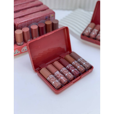 پک رژلب مایع خرسی جعبه دار کد M681