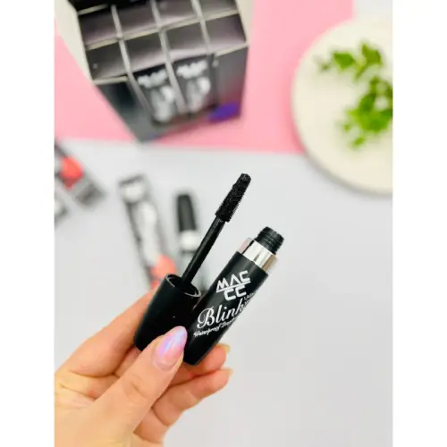 mascara-mac-cc-code-m702
