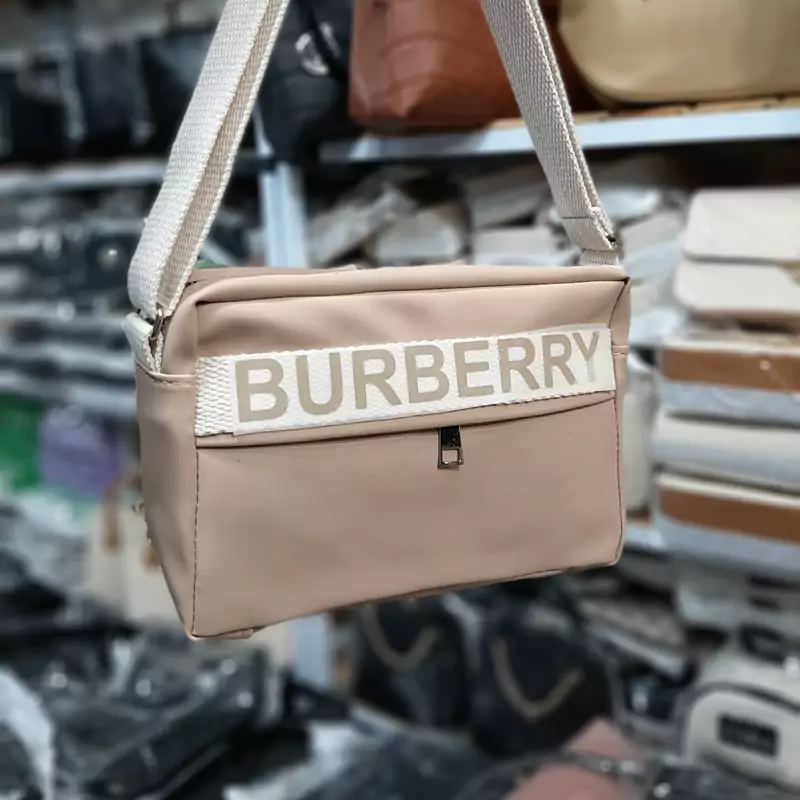 کیف زنانه مدل وارداتی Burberry کد G2795