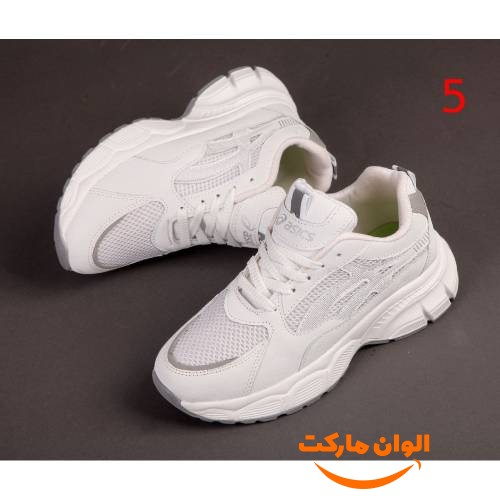 Wholesale-buy-women's-sketch-shoes-stud-stud-stud
