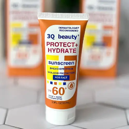خرید-عمده-ضد-افتاب-بی-رنگ-تری-کیو‌بیوتی-spf-60