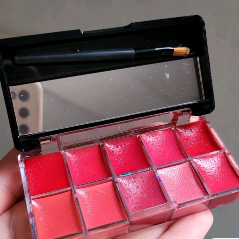 پخش تک و عمده  پالت رژ لب doce کدr082 عمده