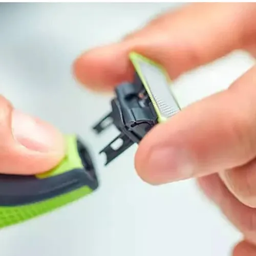 Philips-facial-and-body-hair-trimmer-distribution-code-g3862