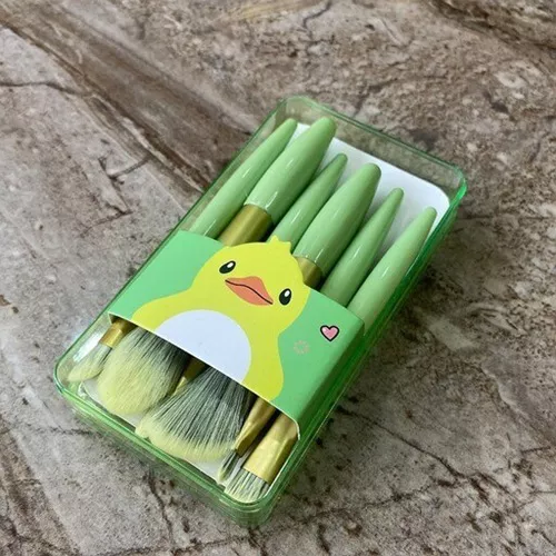 Buy-6-piece-neon-boxed-brush-set