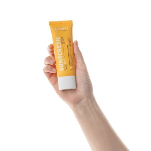 پخش کرم ضدآفتاب رنگی فاقد چربی SPF60 سی‌گل کد t517 عمده