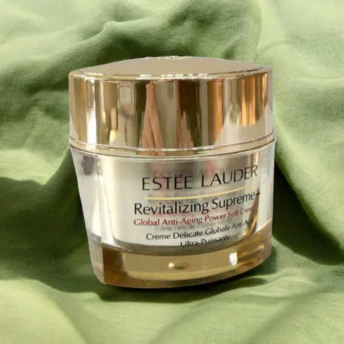 Anti-wrinkle and rejuvenating cream, new model, code g4132