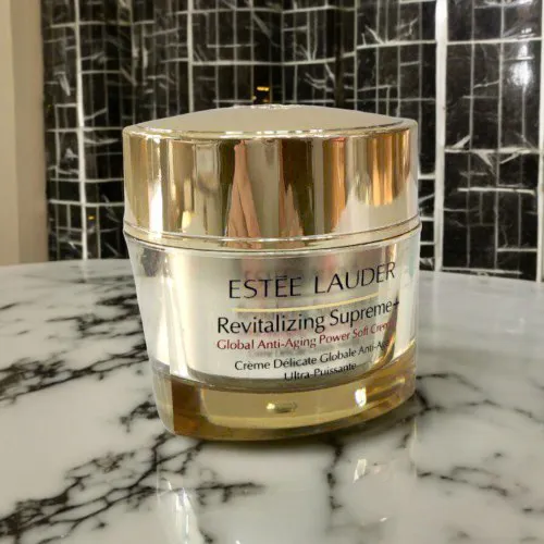 Anti-wrinkle and rejuvenating cream, new model, code g4132