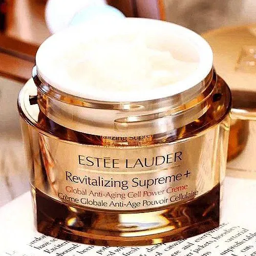 Anti-wrinkle and rejuvenating cream, new model, code g4132