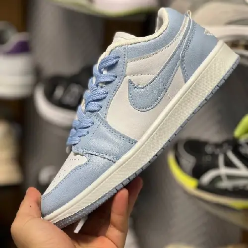 Distribution of women's Jordan 1 low-top sports shoes, new model, single and wholesale, code M2052