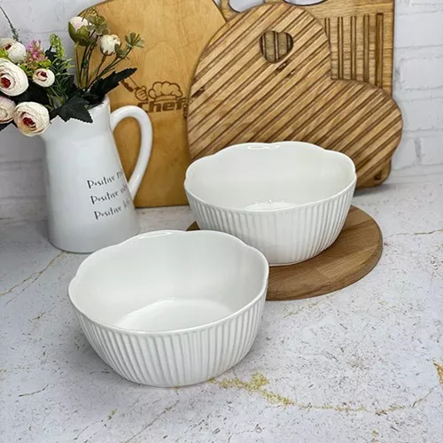 Small-and-large-single-and-large-vancel-rose-dish-distribution