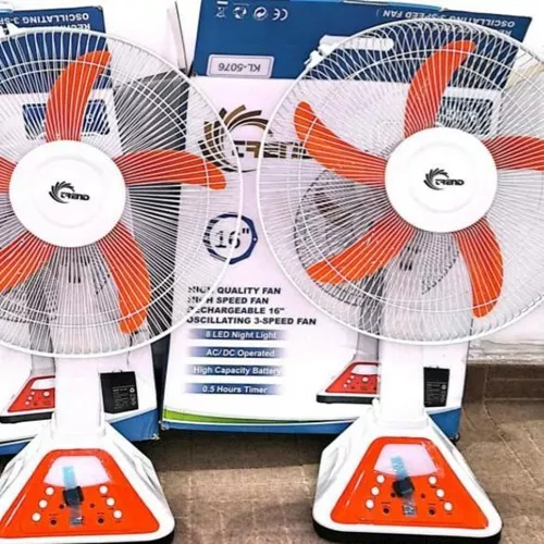 Single- and main-chargeable fan