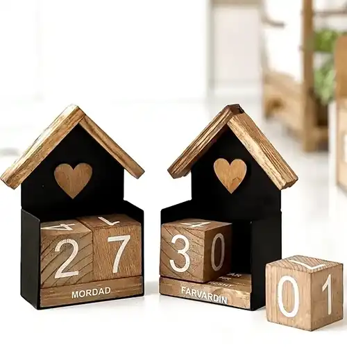 Wooden & Metal Calendar