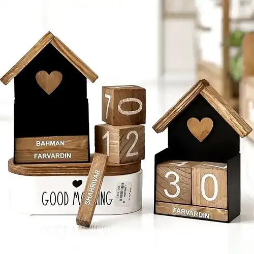 Wooden & Metal Calendar