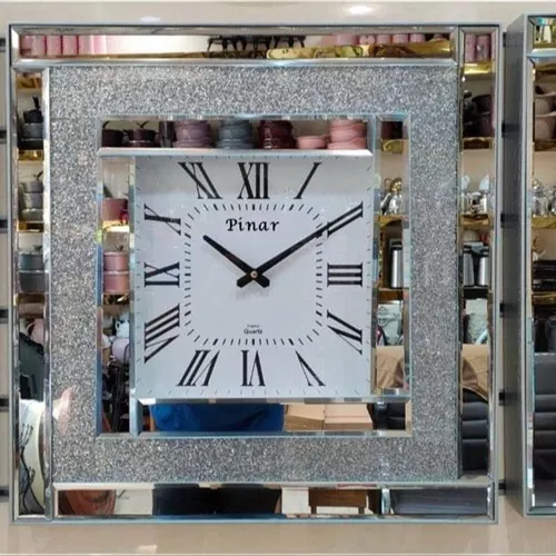 3-piece- wall- clock- display- single- and- large