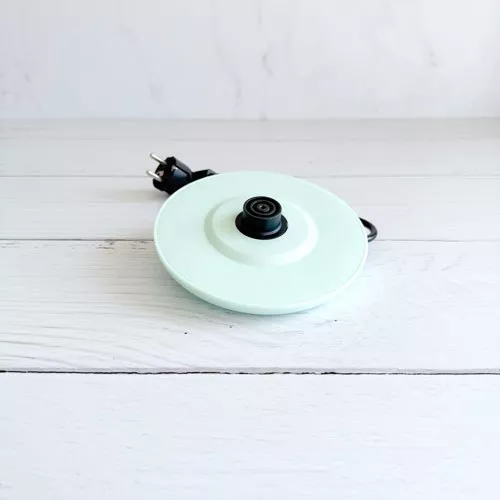 Tiffany-Electric-Kettle-Single-and-Major-Play