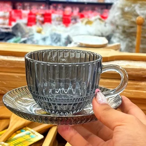 Single-serving, large-sized, grooved-cup set