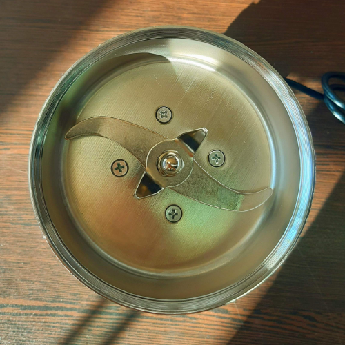 خرید آسیاب صنعتی۱۵۰ گرم سیلور کرست مدل cs - 150 تک و عمده کد Z2099