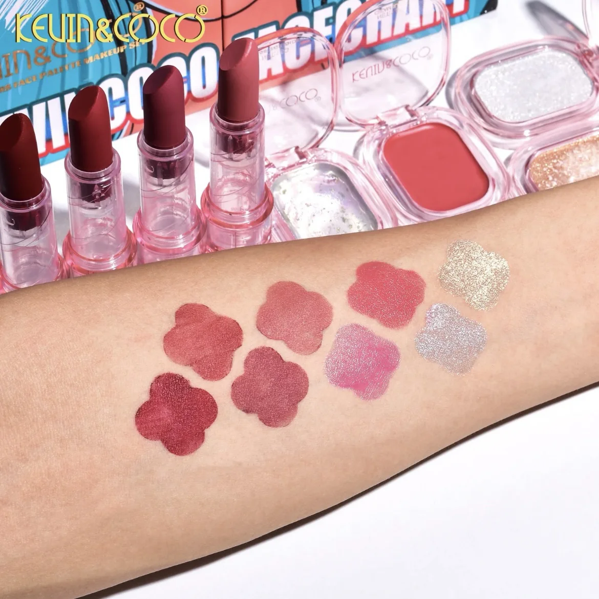 خرید پک آرایشی ۱۰تکه کوین اند کوکو تک و عمده کد Z2195