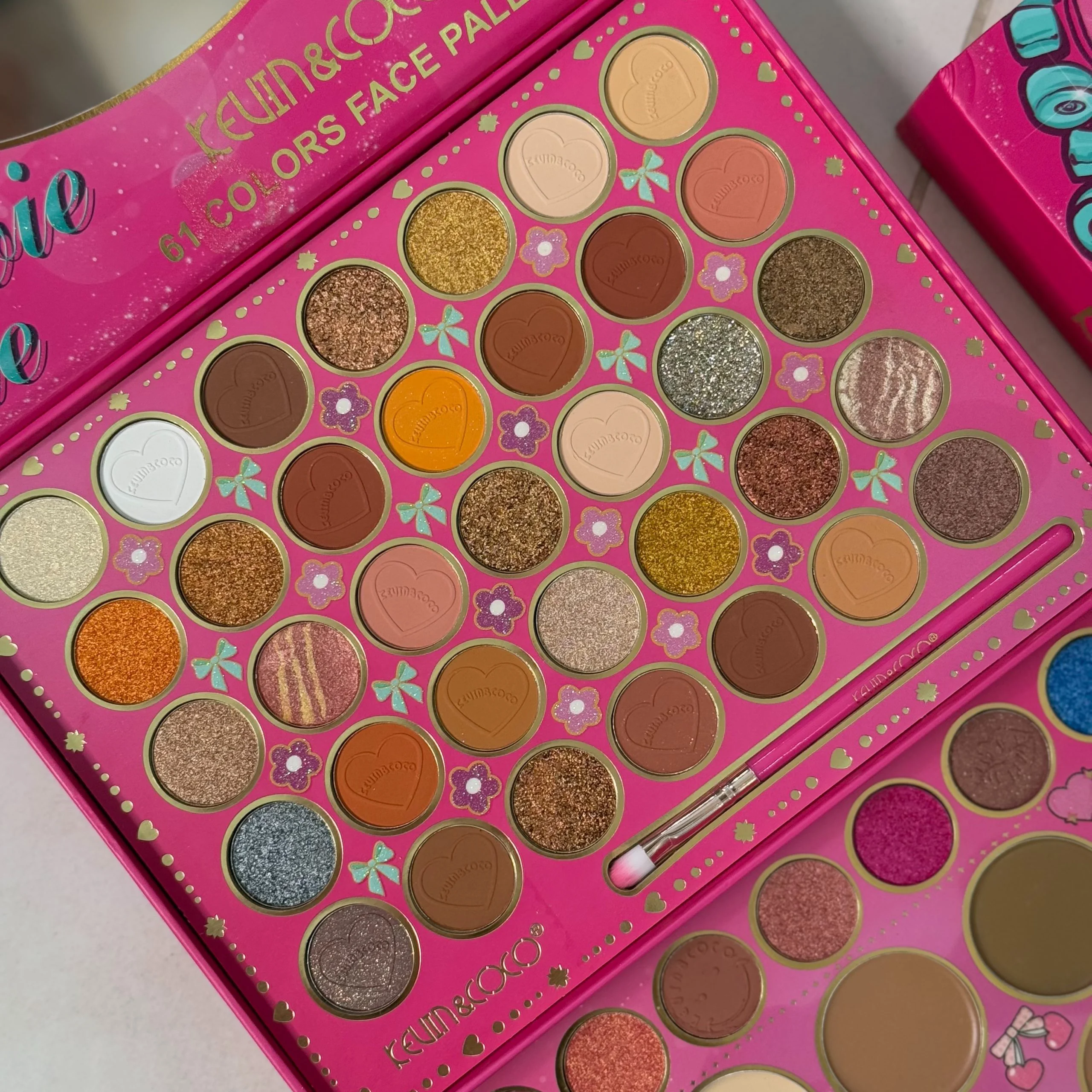 پخش پک آرایشی ۲طبقه باربی کوین کوکو تک و عمده کد Z2198