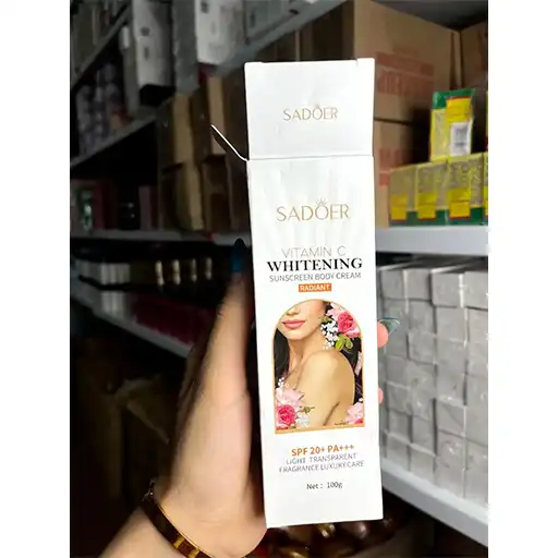 پخش عمده کرم ضدافتابی صورت و بدن سفید کننده تک و عمده کد L1079 پخش عمده کرم ضدافتابی صورت و بدن سفید کننده تک و عمده کد L1079