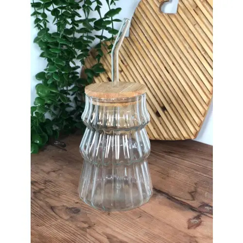 Distribution-of-smoothie-glasses-with-straw-Ana-single-and-major-code-f1059