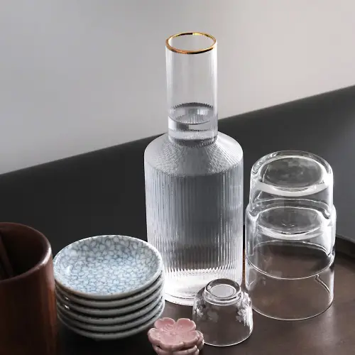 Laura-bottle-and-glass-distribution-single-and-bulk-code-f1073