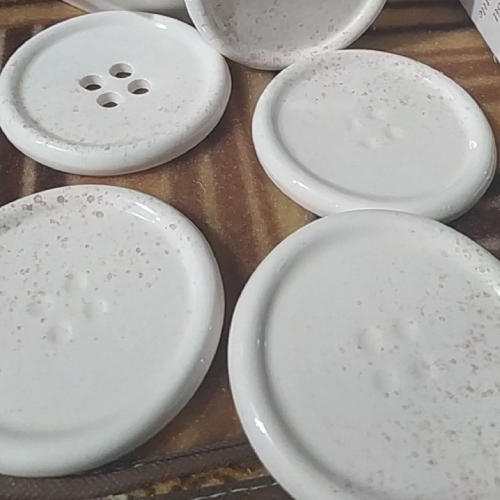 پخش-زیرلیوانی-طرح-دکمه-کد-z3240