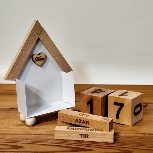 خرید-تقویم--رو-میزی-چوب-راش-کد-r379