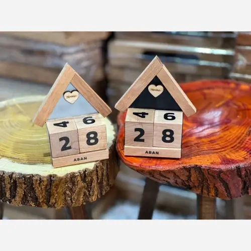 پخش-تقویم-رو-میزی-چوب-راش-کد-r380