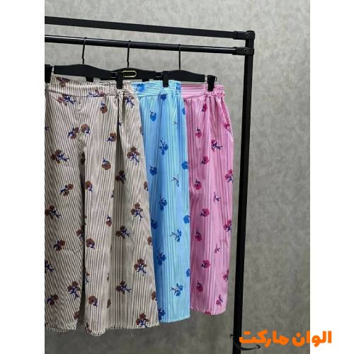 Women's Crop Top and Pants Set with Cat-Eye Glasses
