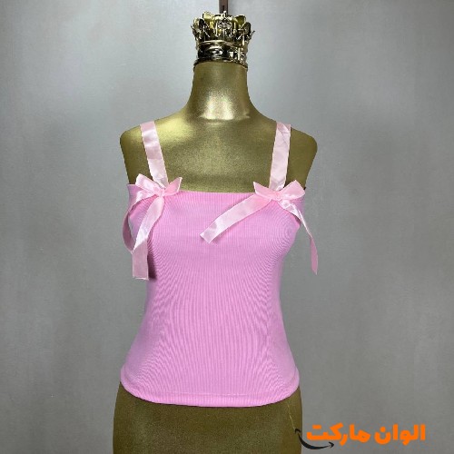 Crop-top-feminine-model-collar-delbari-