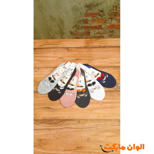 Buy-women's-socks-with-high-design