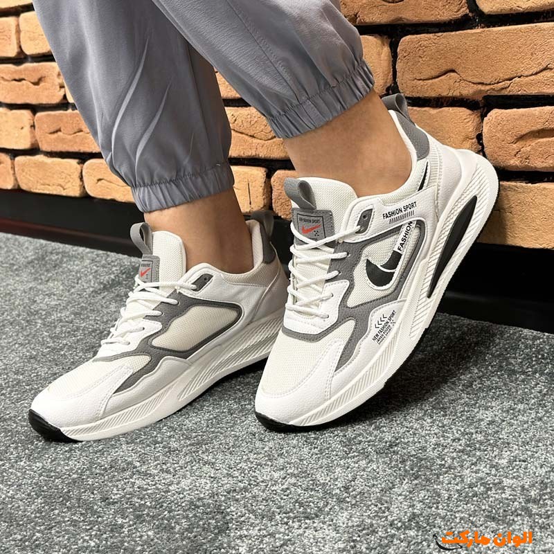 اشتري حذاء Nike D057 الرياضي للرجال بدون وسطاء