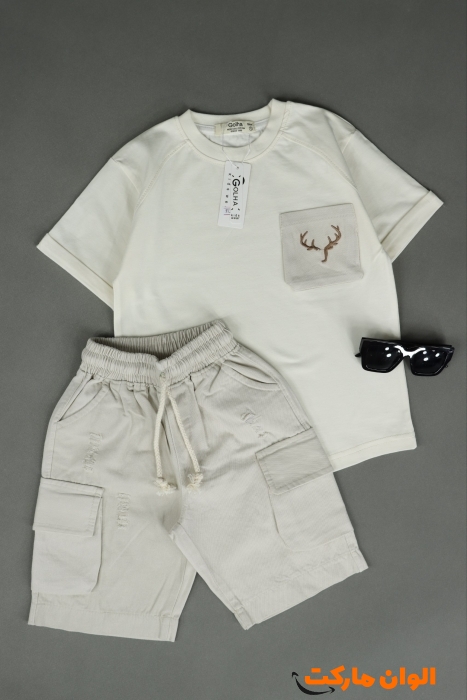 Buy- an- attractive- autumn- set- for- boys- with -flowers