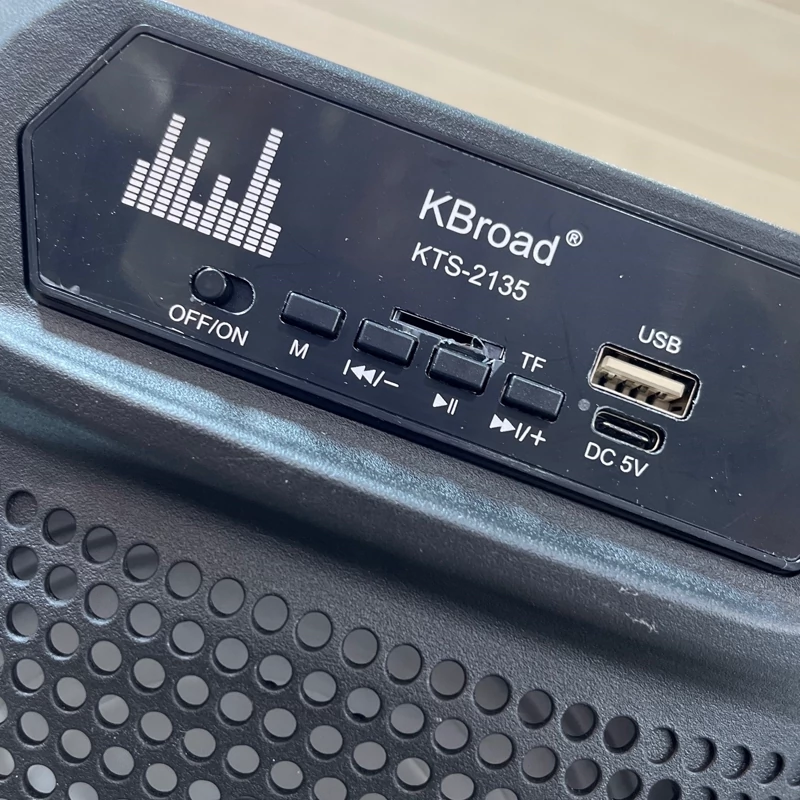 Buy-kts-2135-portable-speaker-with-single-and-major-wireless-microphone-code-z030