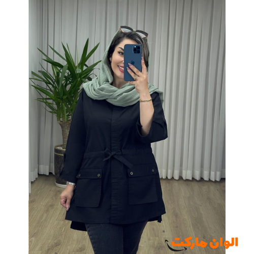 Women's coat with buttons