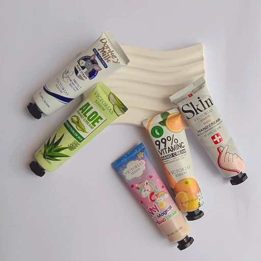Victoria-Moisturizing-Cream-Pack-5-Code-703