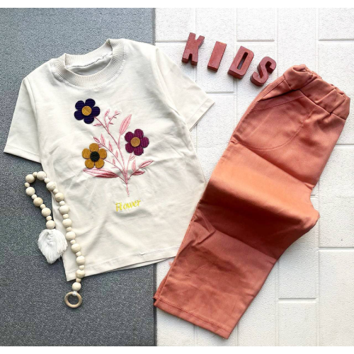 Two-piece-set-for-kids-with-patterned-jeans-code-