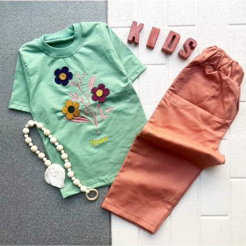 Two-piece-set-for-kids-with-patterned-jeans-code-