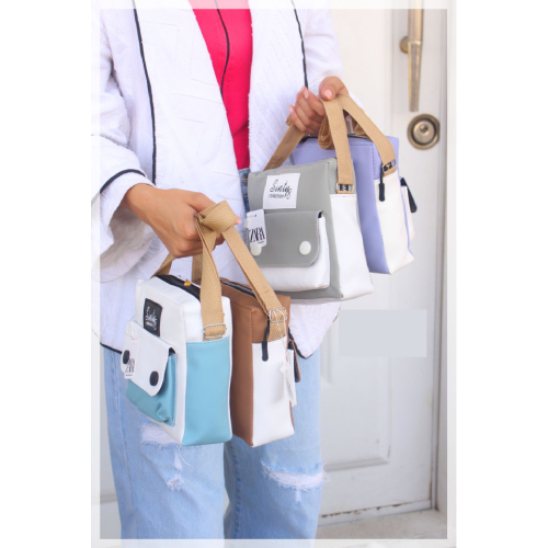 Minimalist, stylish, best-selling, export-quality, durable, women's and girls' shower bags