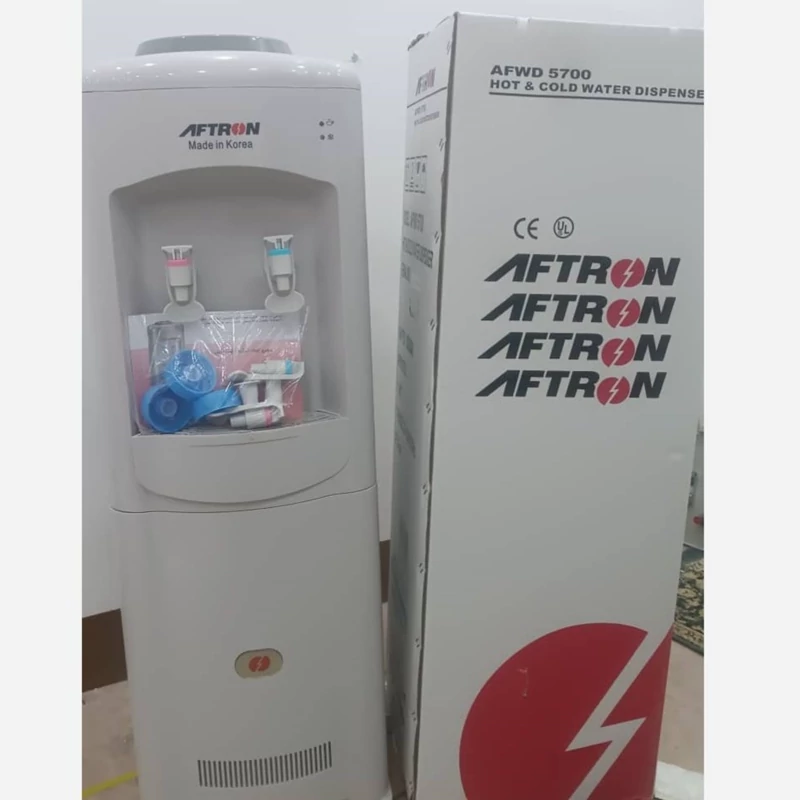 Play--Water cooler-afternoon--code-z216