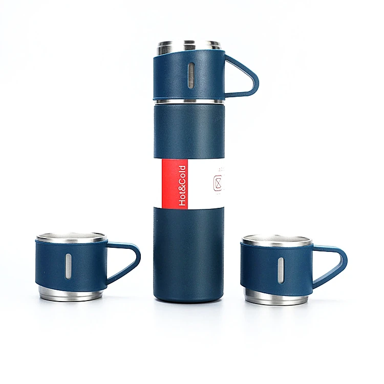  فلاسک (کلمن) 0.5 لیتری مدل vacuum به همراه 3 عدد لیوان تک و عمده Z323